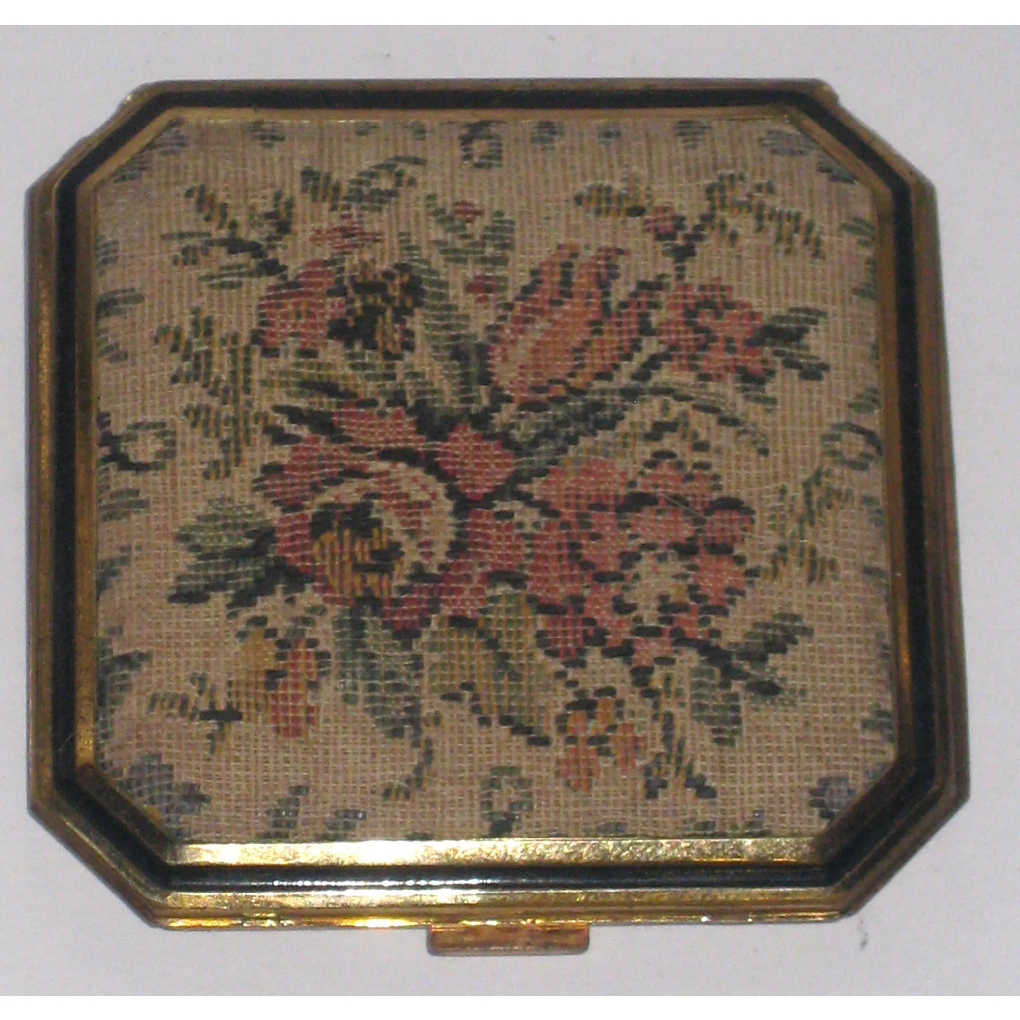 Tapestry Compact By Elgin American