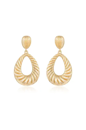 Teardrop Wave Detailed Earrings