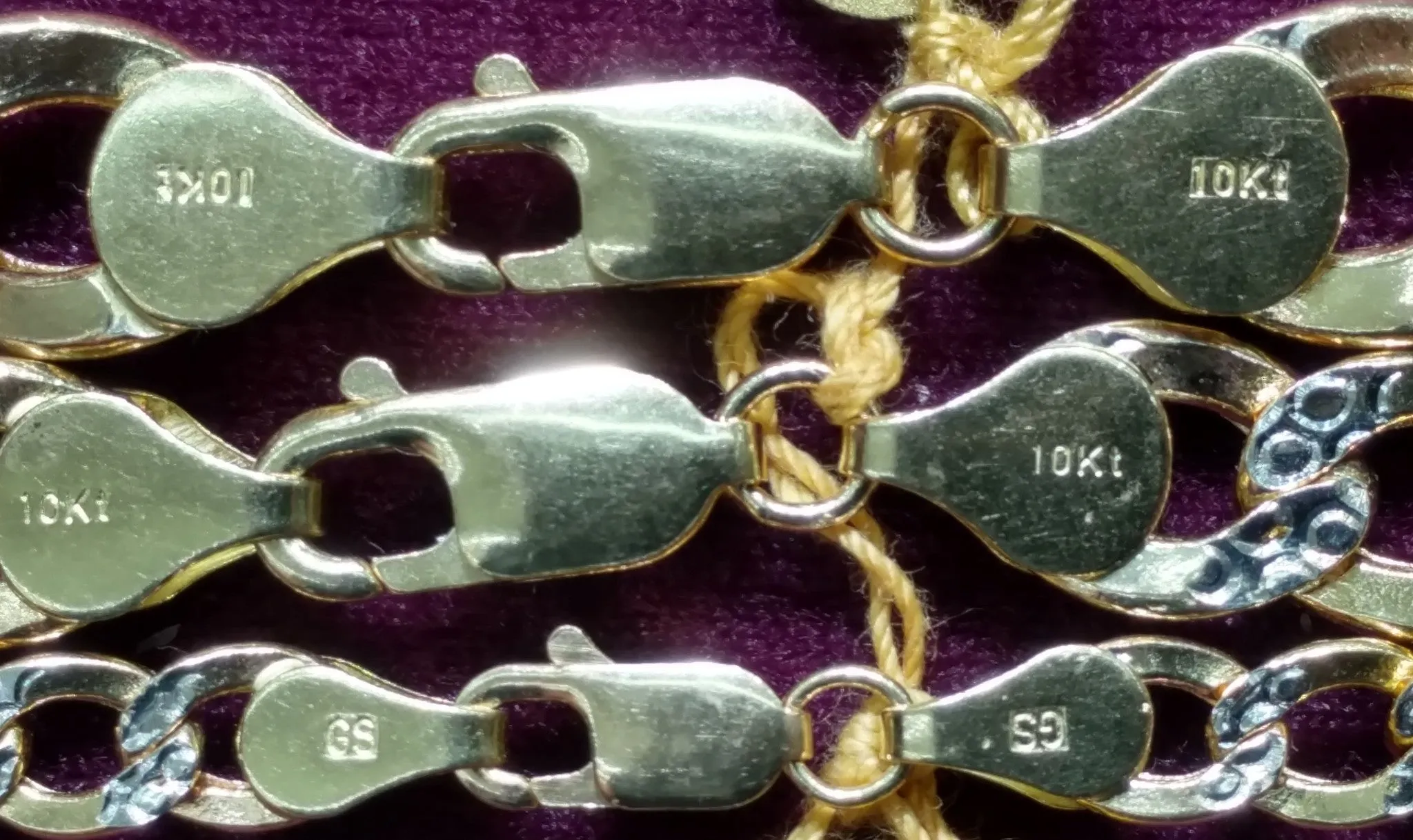 Two-Tone Lightweight Flat-Link Cuban Necklace 10K
