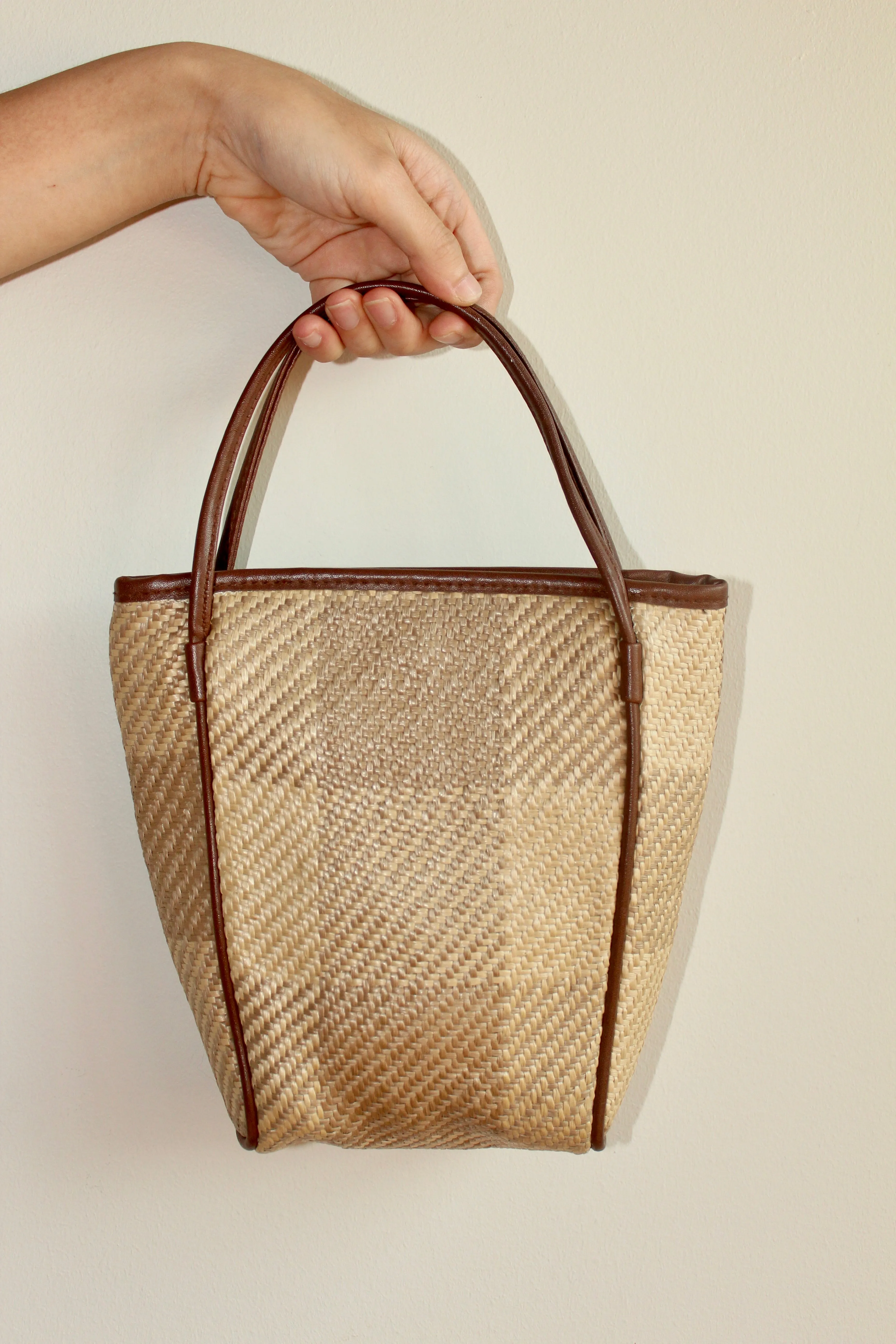 Vintage 90s Tan Checkered Wicker Bag