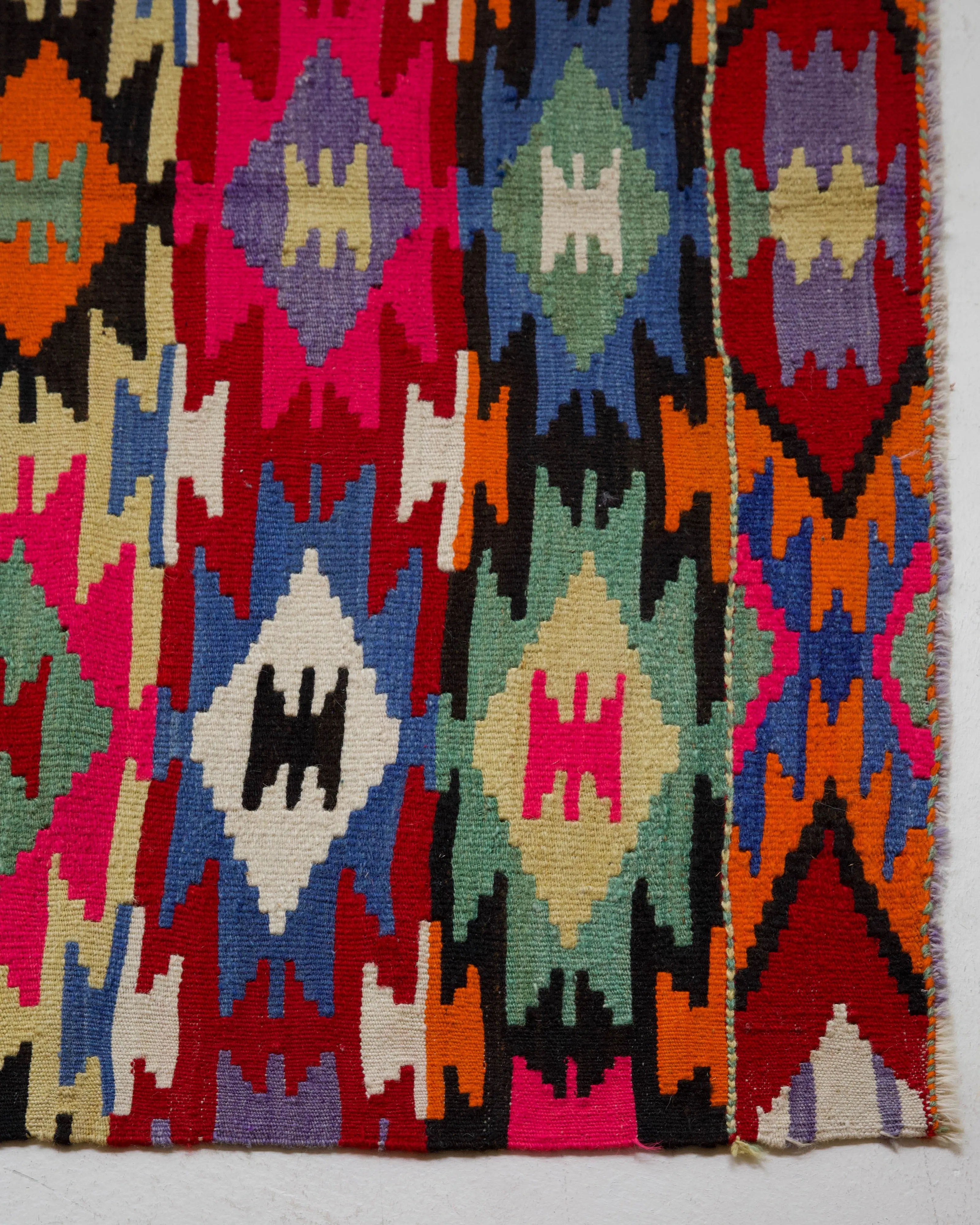 Vintage Denizli Kilim Rug 4'10"x6'11"