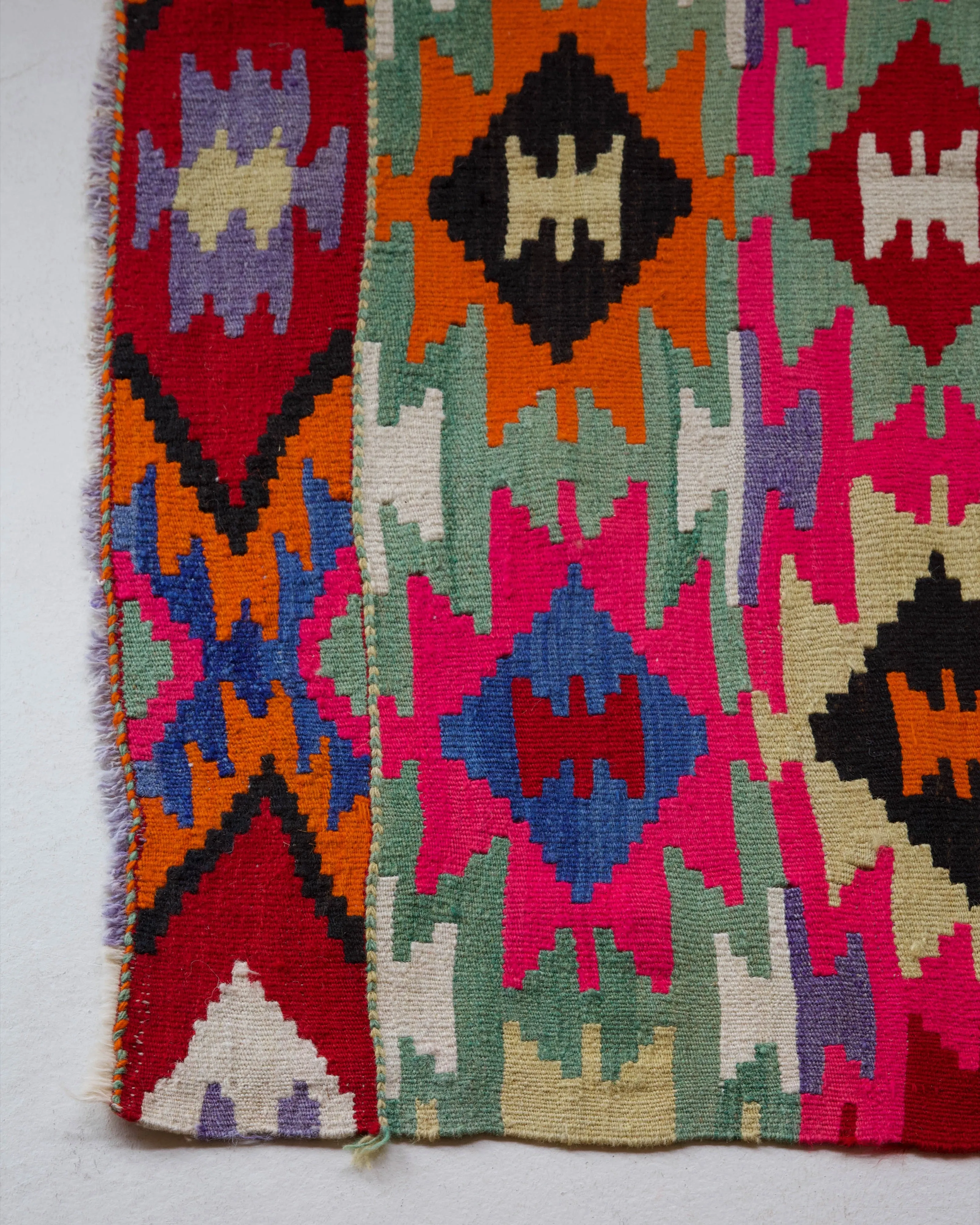 Vintage Denizli Kilim Rug 4'10"x6'11"