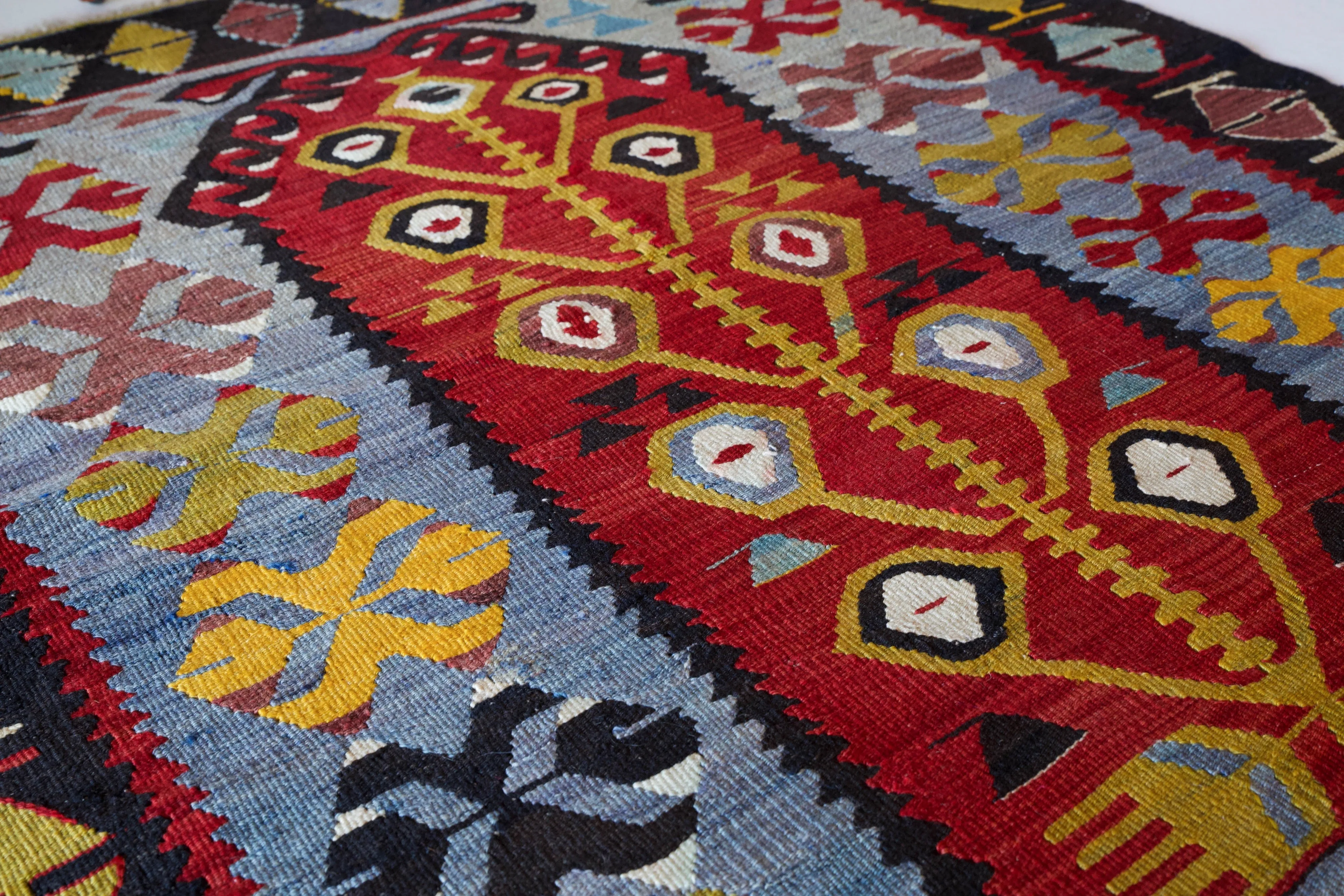 Vintage Mini Turkish Kilim Rug 3'6"x4'