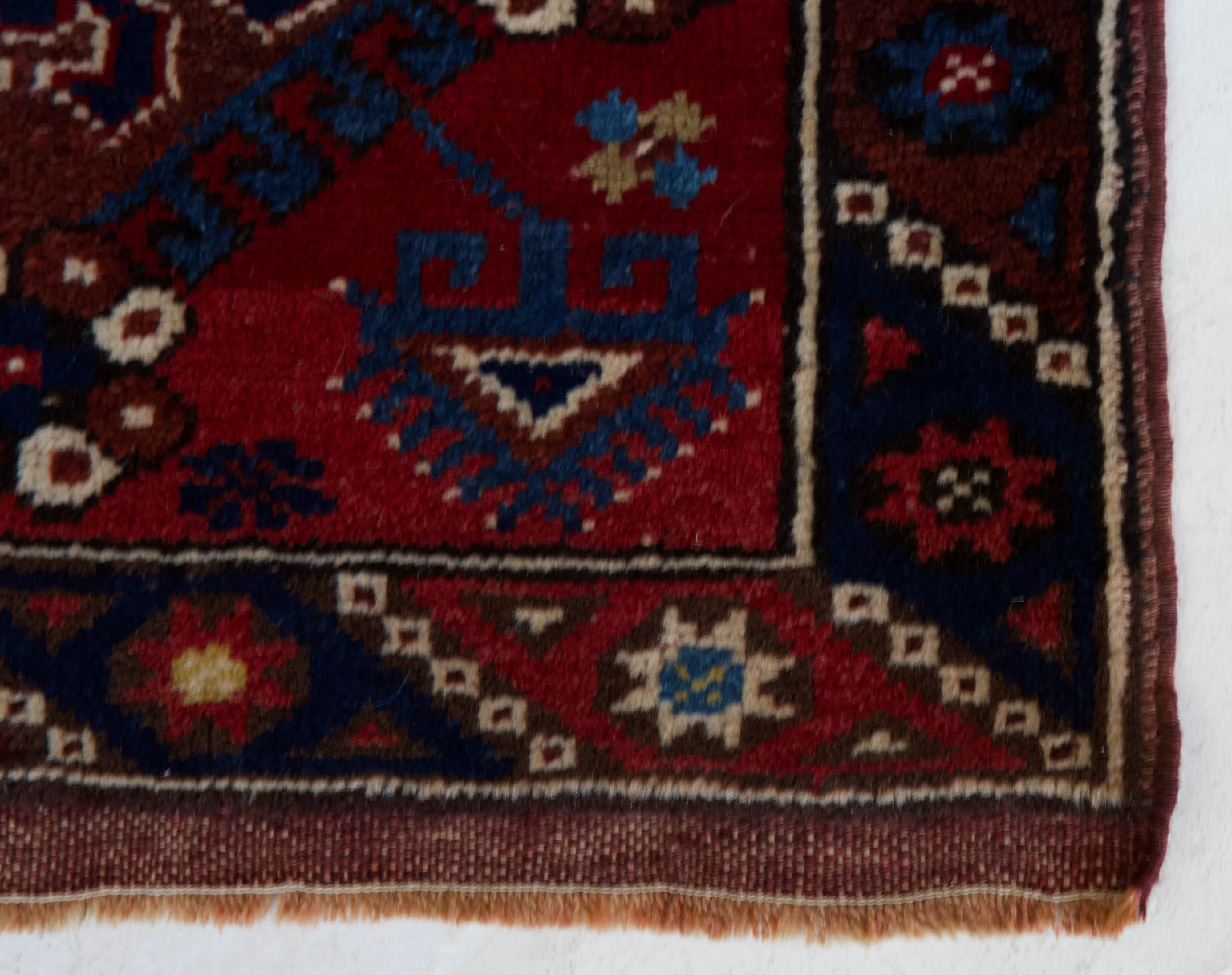 Vintage Mini Turkish Rug 23"x23"