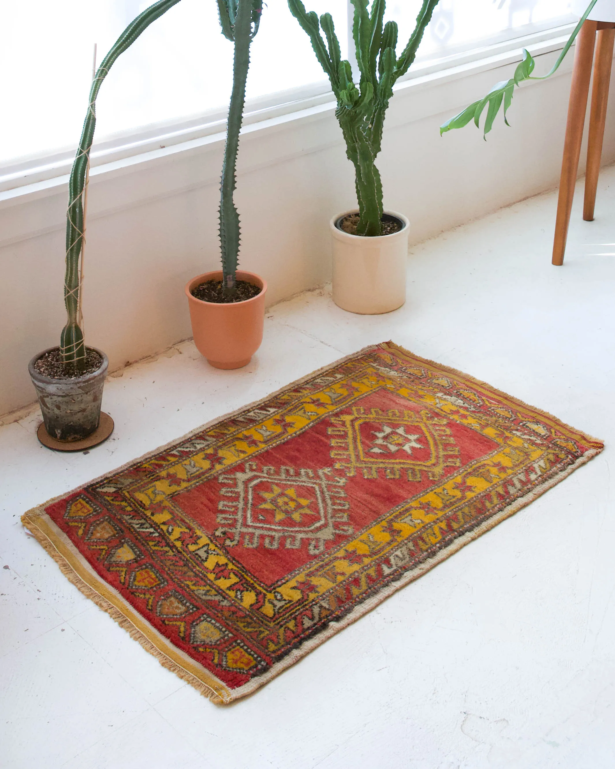 Vintage Mini Turkish Rug 24"x38"