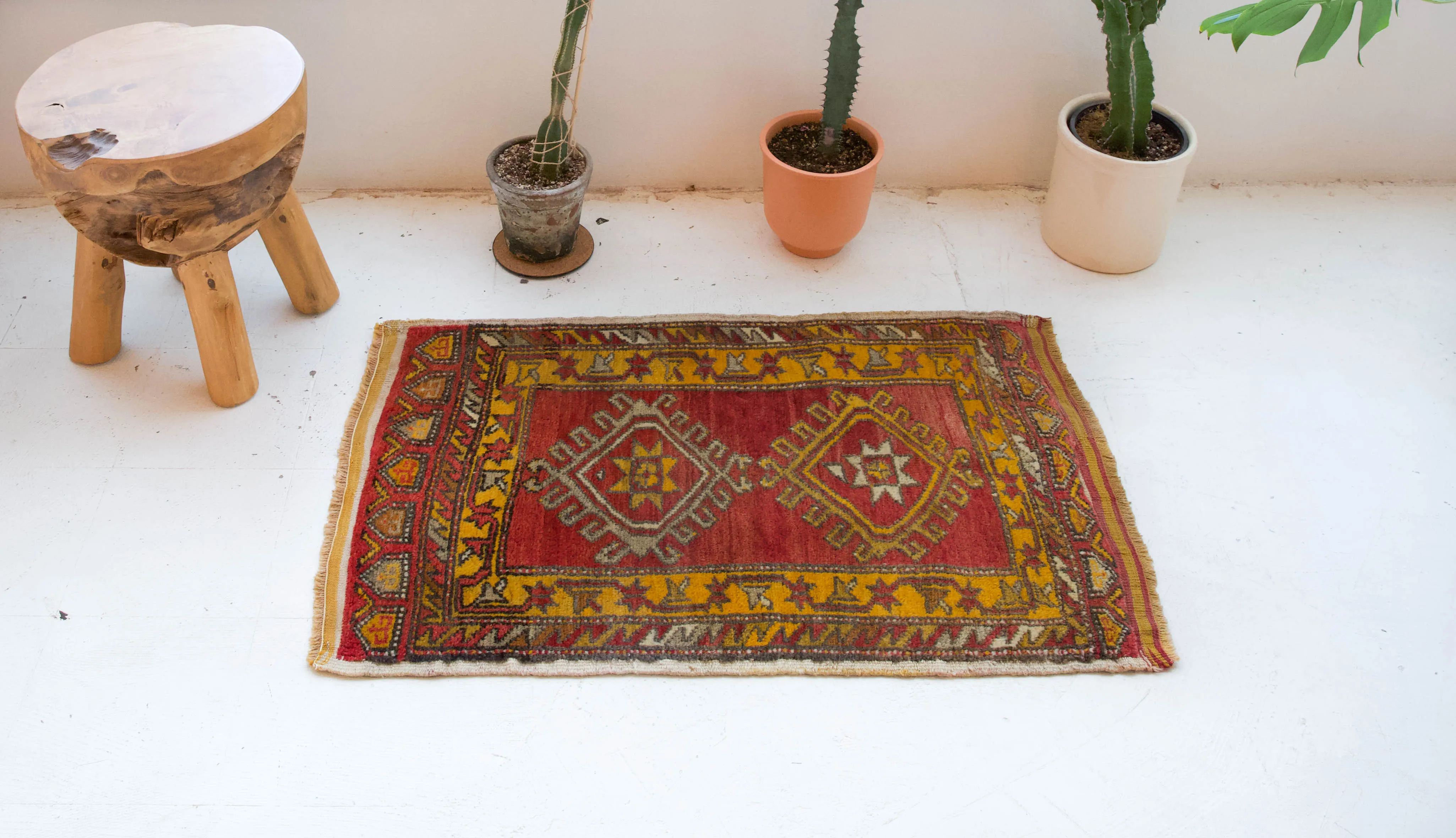 Vintage Mini Turkish Rug 24"x38"