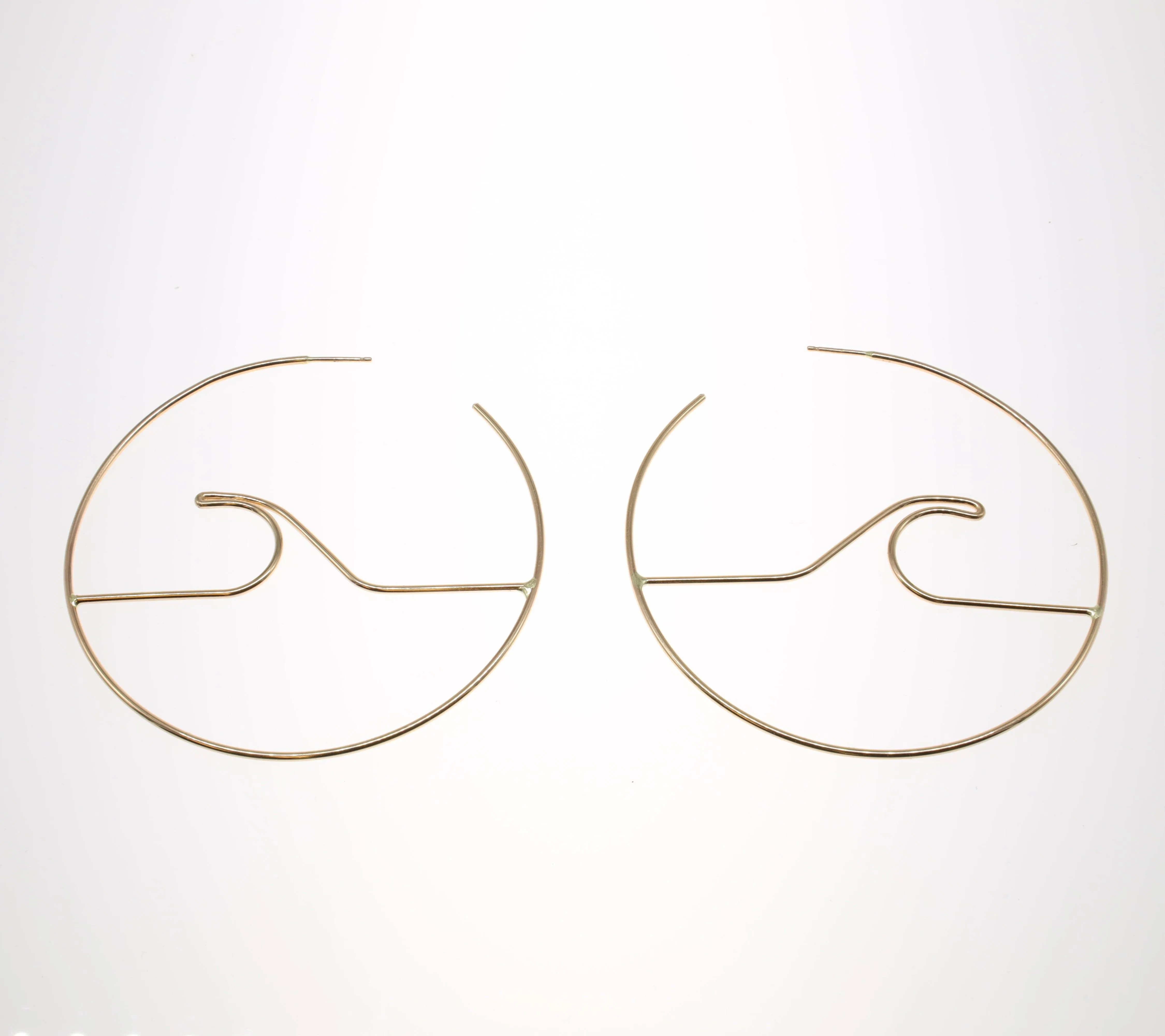 Wave Hoops