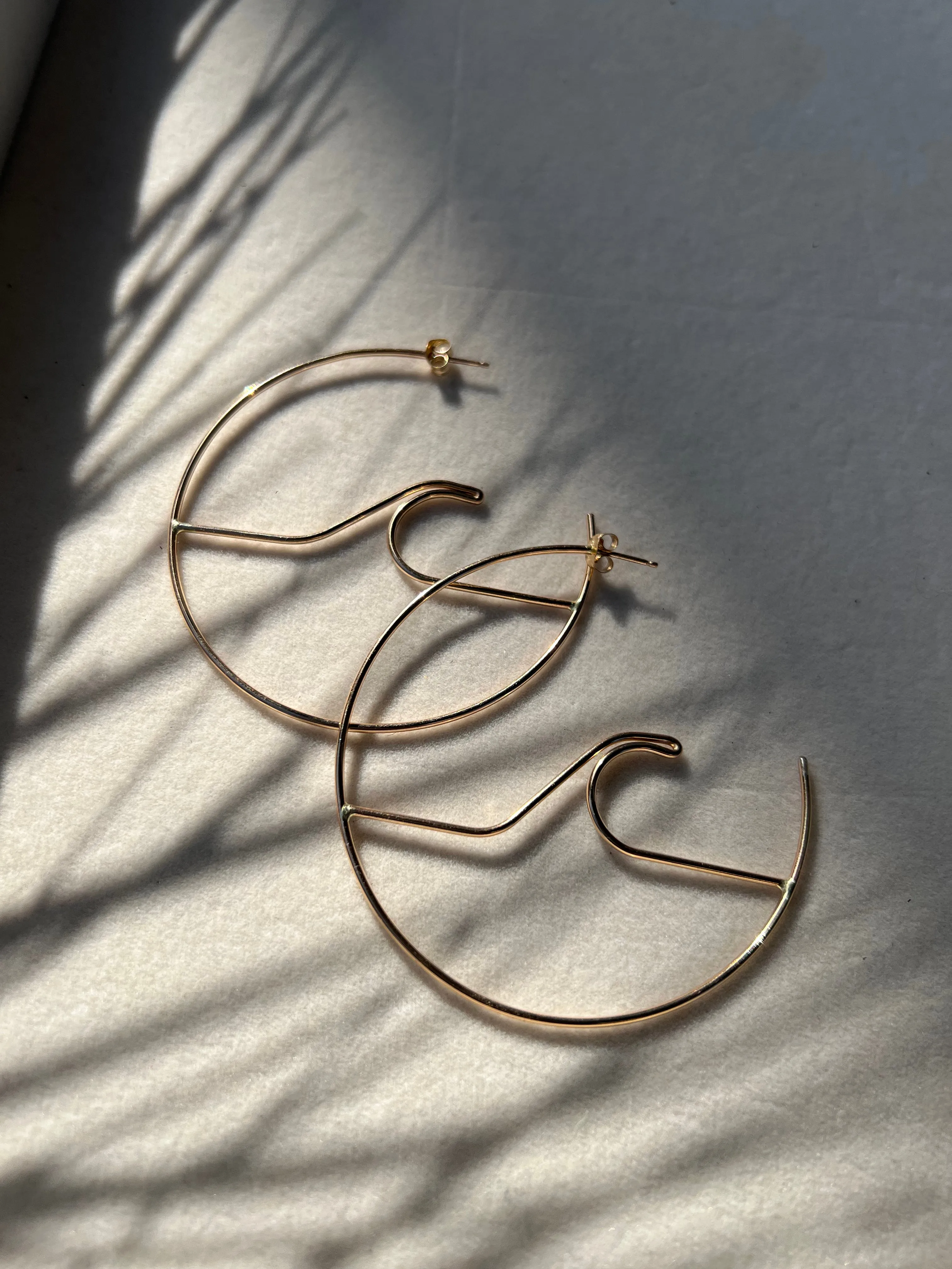 Wave Hoops