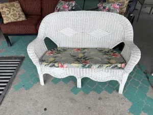 White Wicker Sofa w/ Cushion 48"