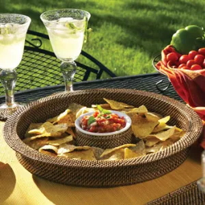 Wicker Round Chip & Dip Tray