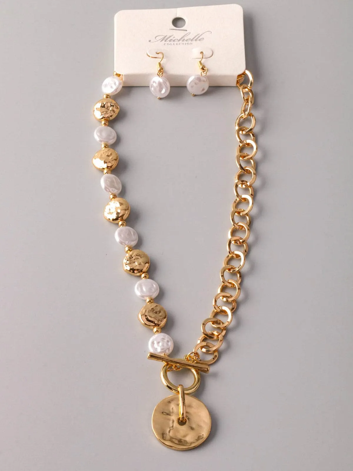WOMEN'S DETAILED EARRINGS & NECKLACE SET