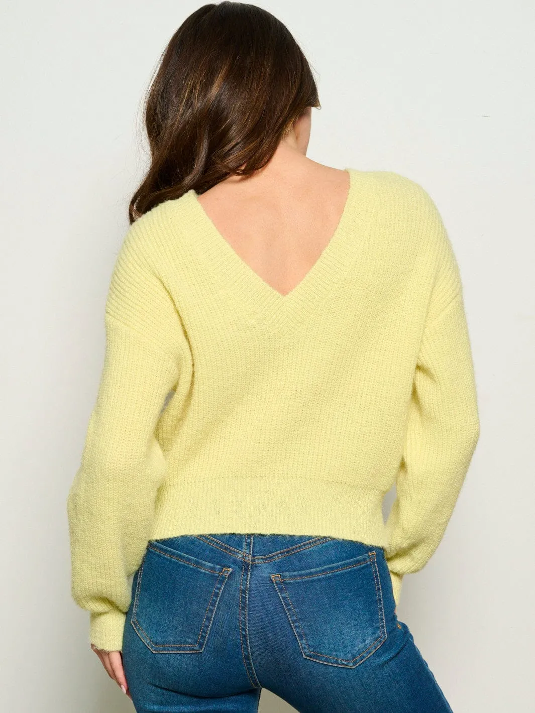 WOMEN'S LONG SLEEVE BACK DETAILED PULLOVER SWEATER