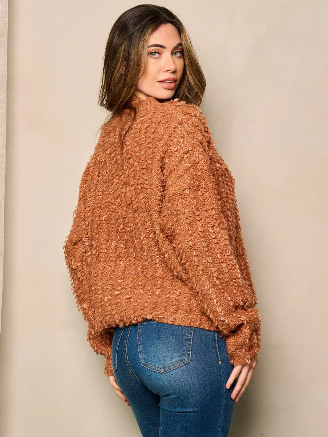 WOMEN'S LONG SLEEVE DETAILED PULLOVER SWEATER