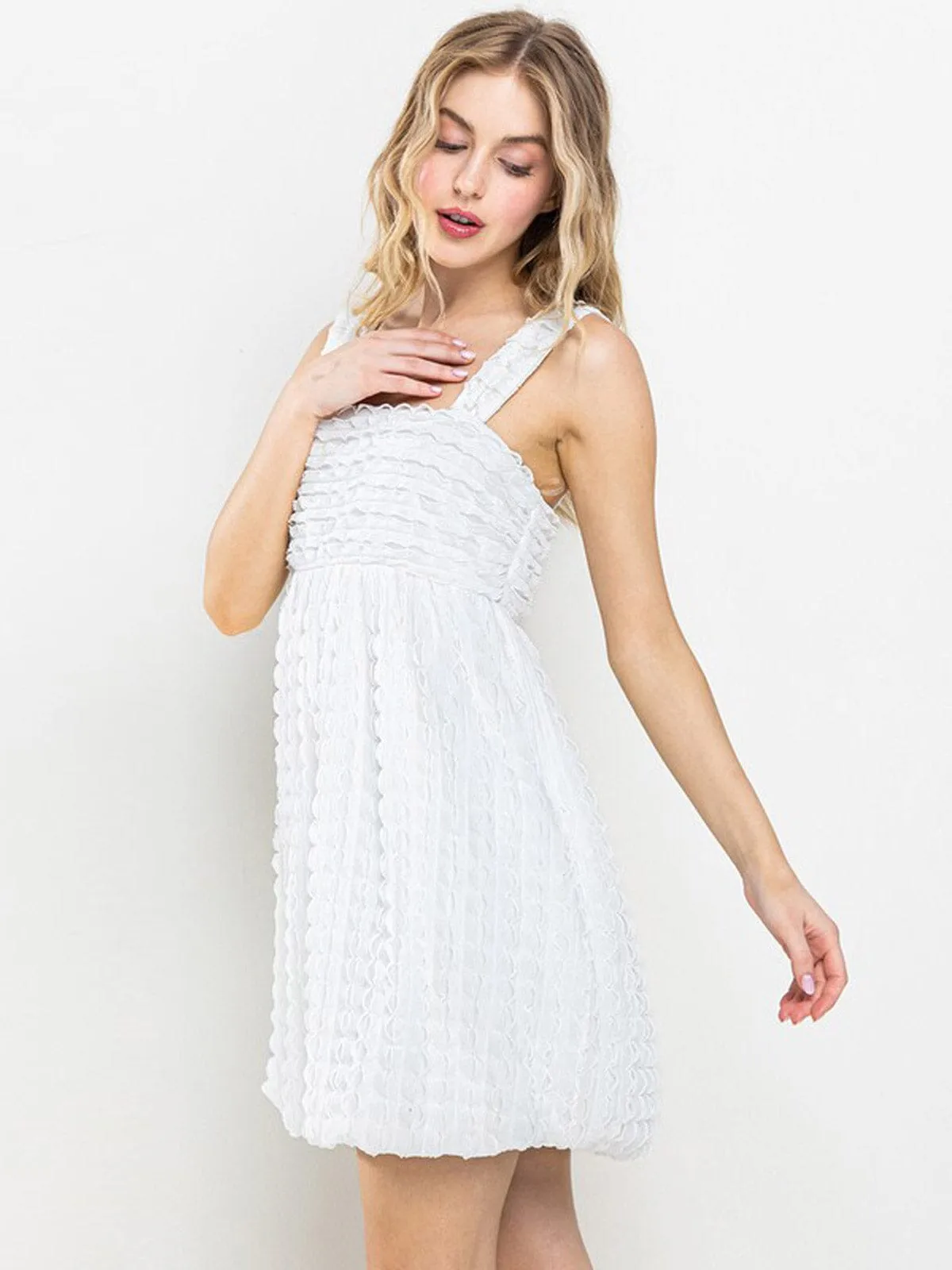 WOMEN'S SLEEVELESS DETAILED BABYDOLL MINI DRESS