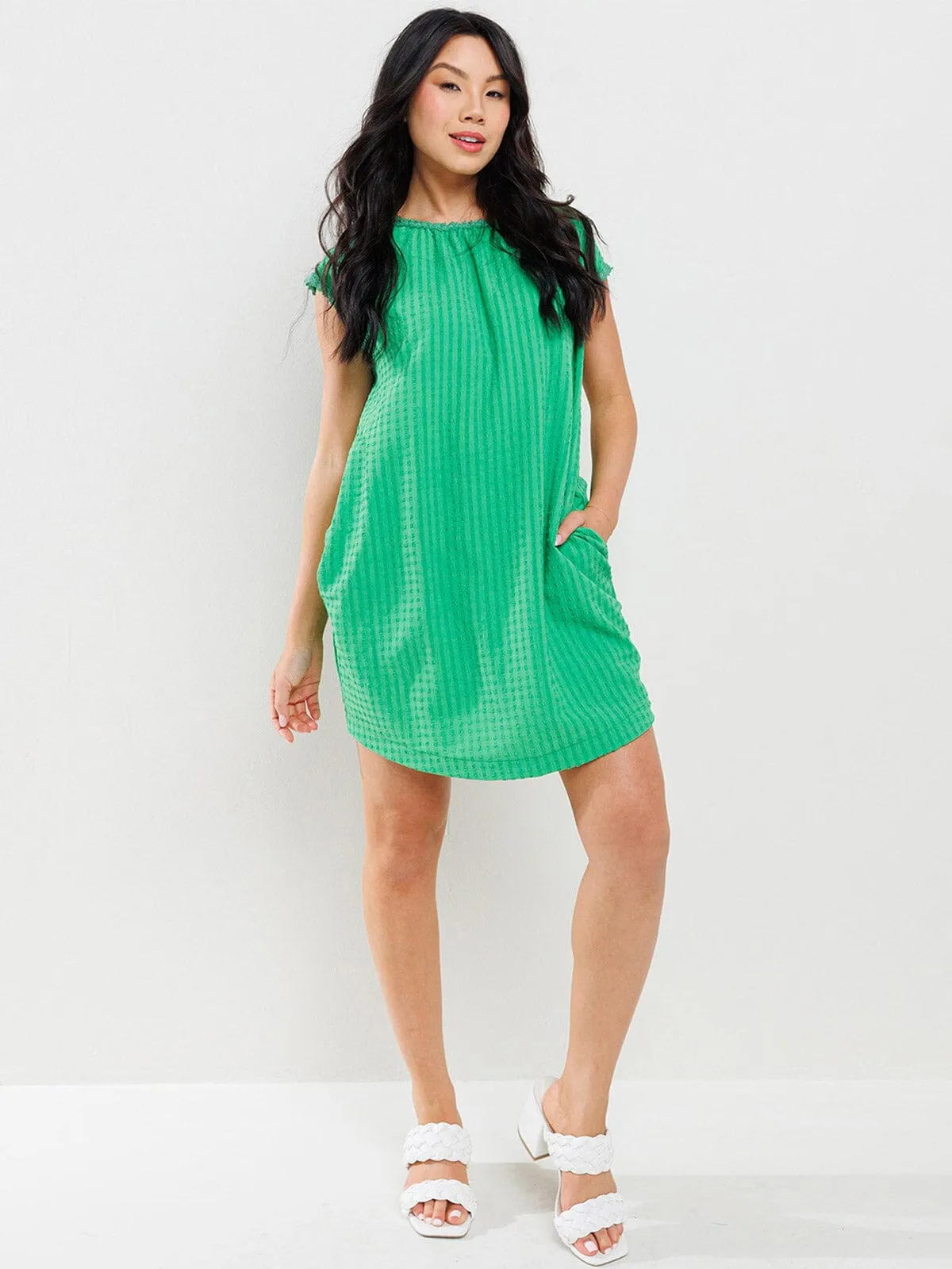 WOMEN'S SLEEVELESS POCKETS DETAILED TUNIC MINI DRESS